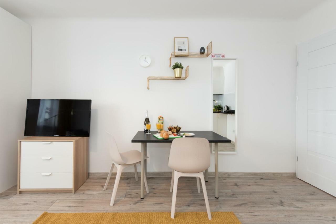 Superapart Belwederska A Ministudio, Balcony, Kitchen, Pet-Friendly, Tv & Wifi Varşovia Exterior foto